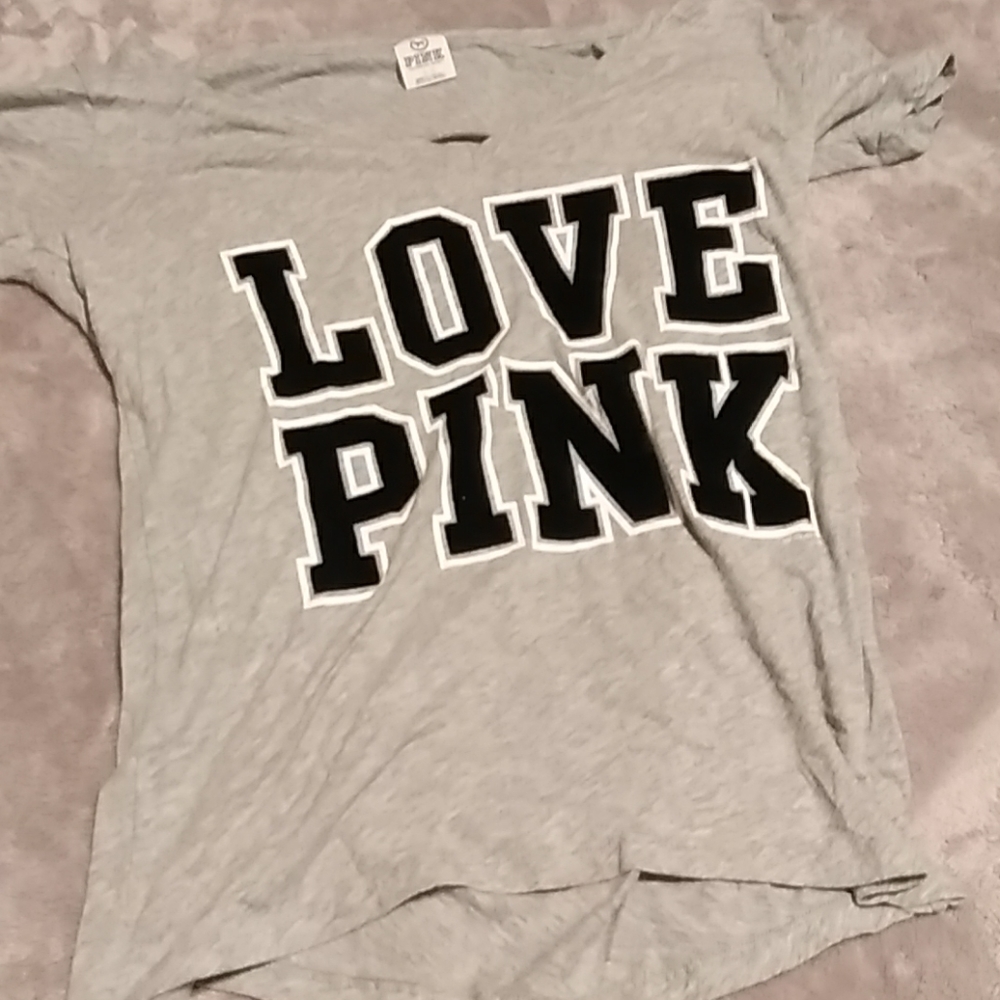 Pink tee
